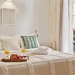 Apartment Near Place Des Vosges