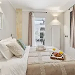 Apartment Near Place Des Vosges