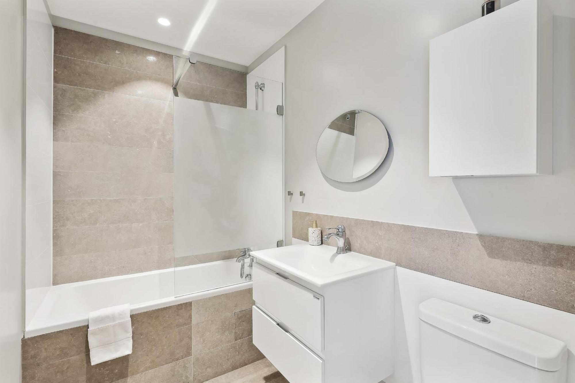 Apartment Near Place Des Vosges Appartamento *